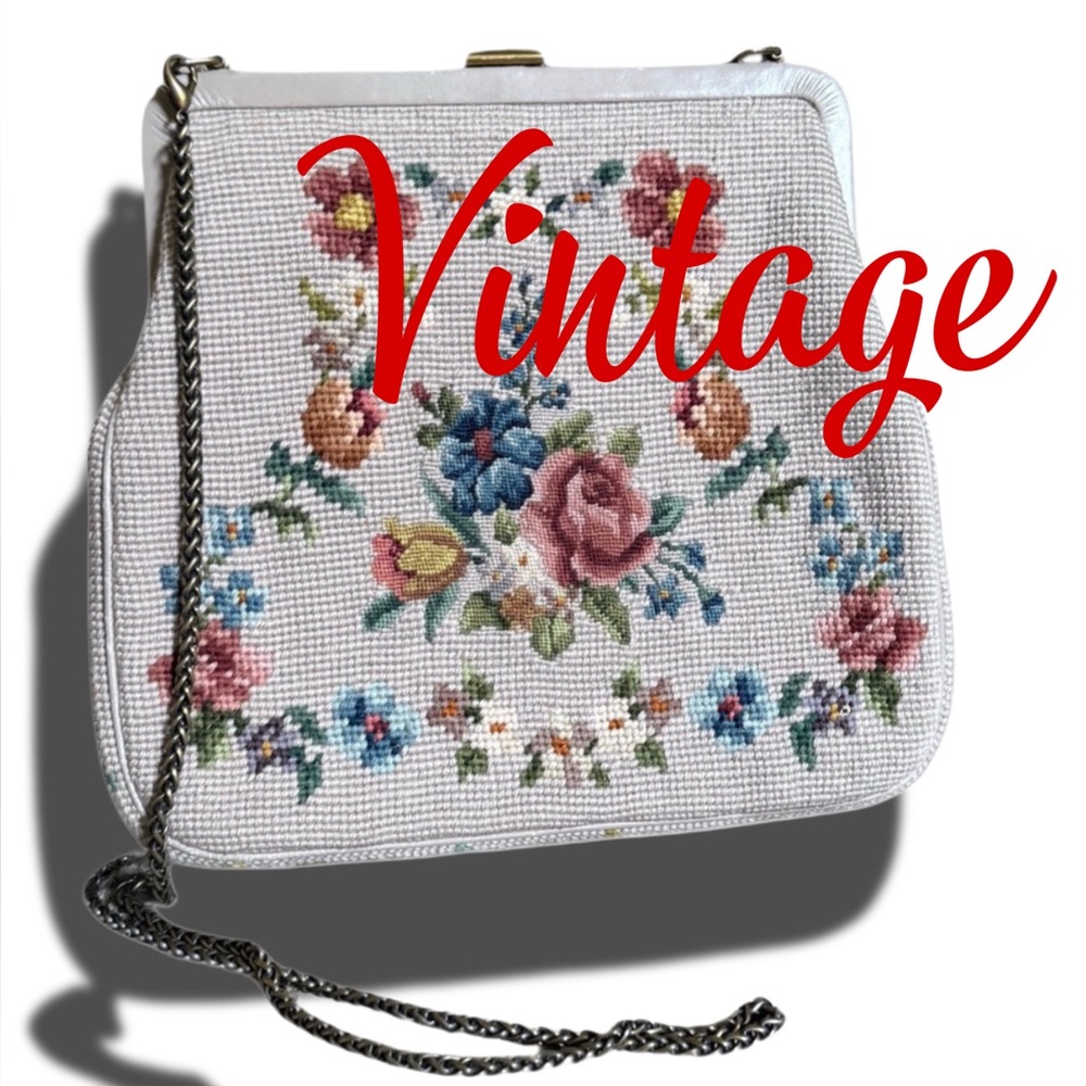 Vintage Needlepoint Flower Purse,